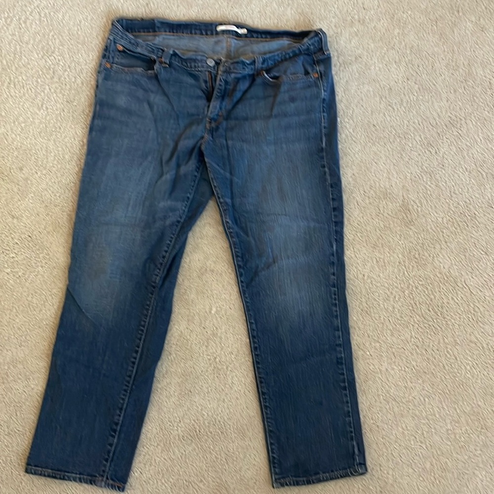 Women’s Levi capri jeans, size 32, boyfriend,  blue